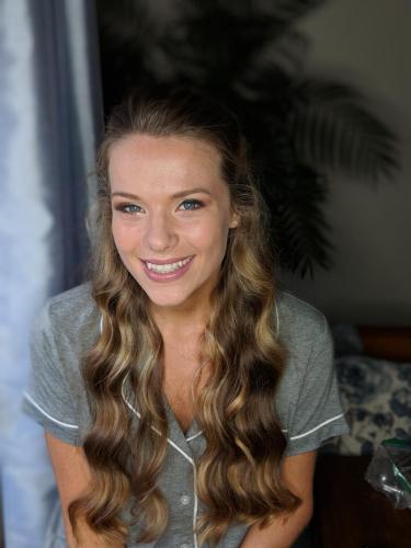 00100dPORTRAIT 00100 BURST20181020102900051 COVER