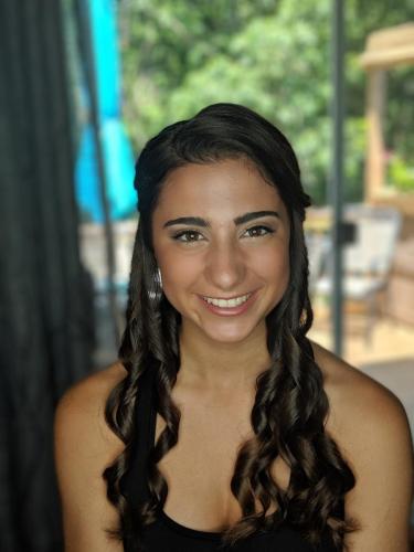 00100dPORTRAIT 00100 BURST20190627150426332 COVER